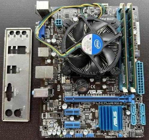 Onberispelijke set socket 1155 ASUS P8H61-M LX3 PLUS R2.0, Computers en Software, Moederborden, Zo goed als nieuw, DDR3, Ophalen of Verzenden