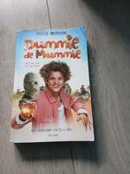 Dummie de Mummie - Tosca Menten, Boeken, Ophalen of Verzenden, Zo goed als nieuw, Tosca Menten, Fictie algemeen
