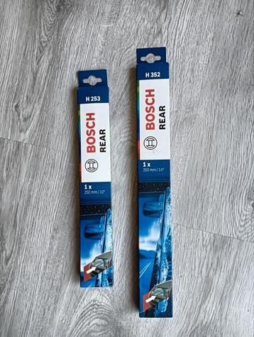 Te koop 2 maten achterruiten wissers van Bosch beschikbaar voor biedingen
