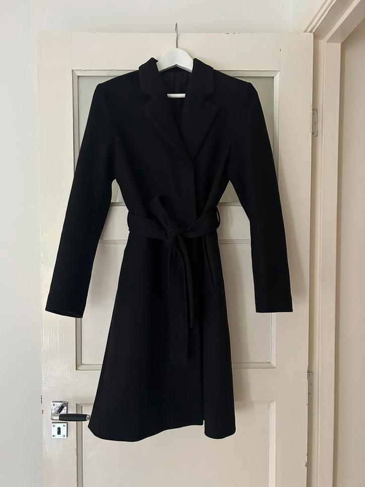Filippa K Kaya coat zwart (34), Kleding | Dames, Jassen | Winter, Zo goed als nieuw, Maat 34 (XS) of kleiner, Zwart, Ophalen of Verzenden
