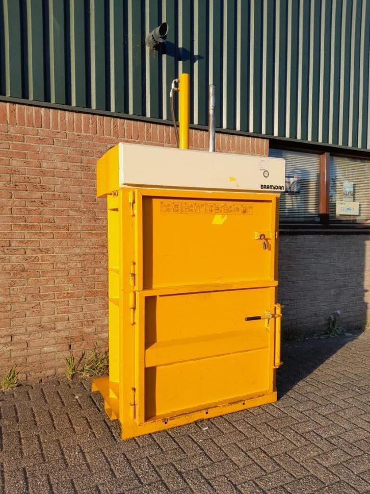 Bramidan kartonpers, Doe-het-zelf en Verbouw, Overige Doe-het-zelf en Verbouw, Ophalen of Verzenden