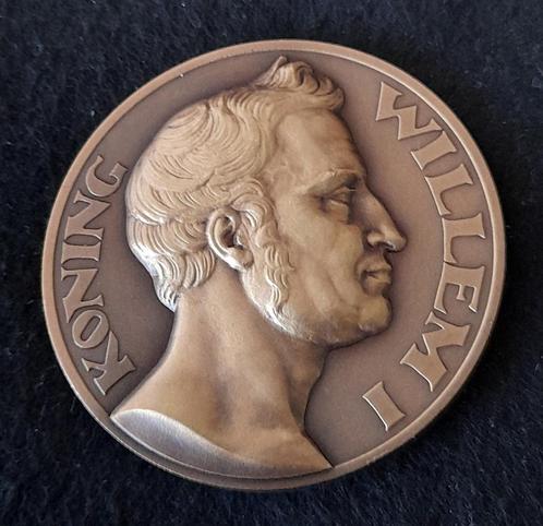 Bronzen penning Koning Willem I 1772-1843, Postzegels en Munten, Penningen en Medailles, Brons, Nederland, Verzenden