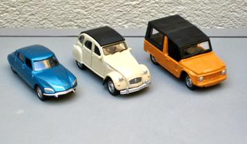 Citroen 2CV of Mehari Super9 scale models 1:60 beschikbaar voor biedingen