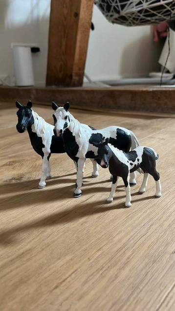 Schleich paarden  beschikbaar voor biedingen