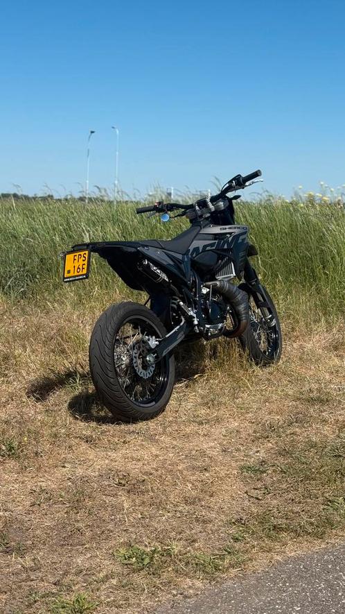 Sherco SM-RS 50 2023 5000km, Fietsen en Brommers, Brommers | Overige merken, Zo goed als nieuw, Maximaal 45 km/u, Ophalen