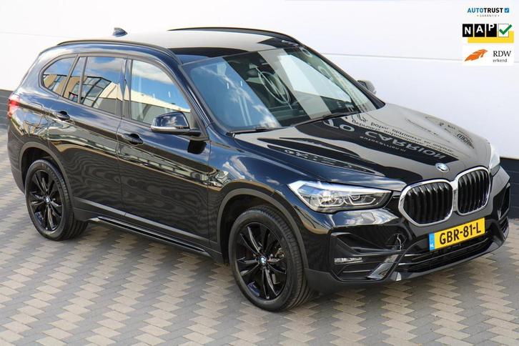 BMW X1 SDrive20i 192PK High Executive Automaat HUD LED !, Auto's, BMW, Bedrijf, Te koop, X1, ABS, Airbags, Airconditioning, Alarm