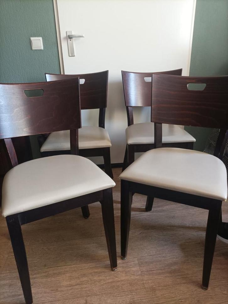 Nog een set van 2stuks Vintage eetkamerstoelen, Huis en Inrichting, Stoelen, Gebruikt, Vier, Hout, Bruin, Ophalen