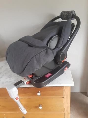 Baby Autostoeltje. RalmpEx + Axiss Fix. 0-13 Kg   beschikbaar voor biedingen
