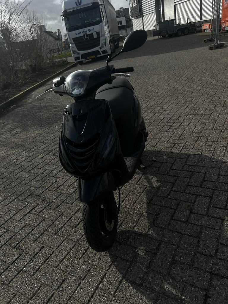 Snelle scooter, altijd goed onderhouden, Gebruikt, Overige modellen, Maximaal 45 km/u, Ophalen of Verzenden