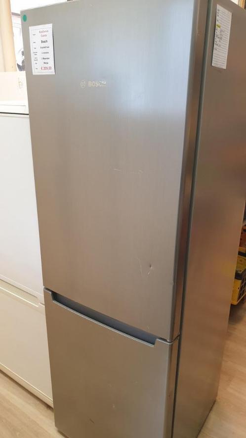 koelvries combi - Bosch - NoFrost - 3 vrieslades - grijs, Witgoed en Apparatuur, Koelkasten en IJskasten, Zo goed als nieuw, Met aparte vriezer