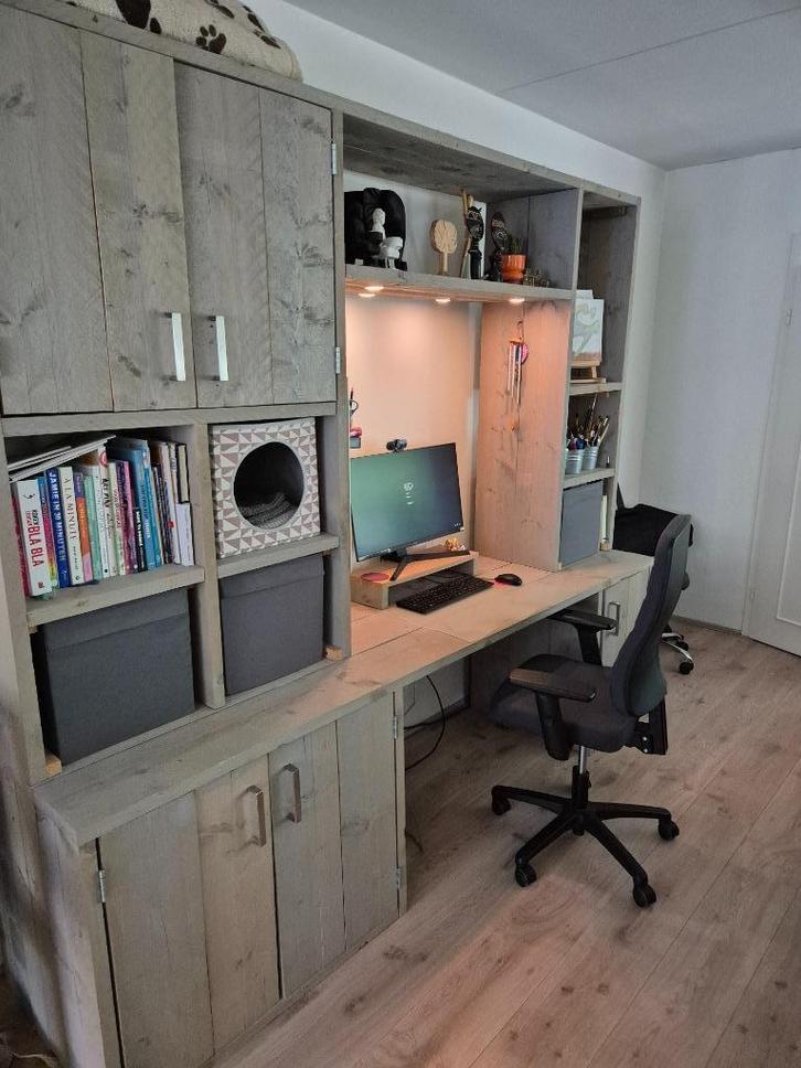 Handgemaakte steigerhouten wandkast met pc of werkplek, Huis en Inrichting, Kasten | Wandmeubels, Gebruikt, 200 cm of meer, 250 tot 300 cm
