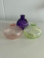 Mini glazen vaasjes 3 stuks paars roze groen, Overige kleuren, Ophalen of Verzenden, Minder dan 50 cm, Glas