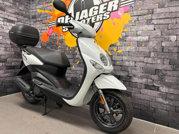 Yamaha Neo’s 4 takt Euro 4 2021, Fietsen en Brommers, Scooters | Yamaha, Gebruikt, Neo's, Maximaal 45 km/u, Benzine, Ophalen