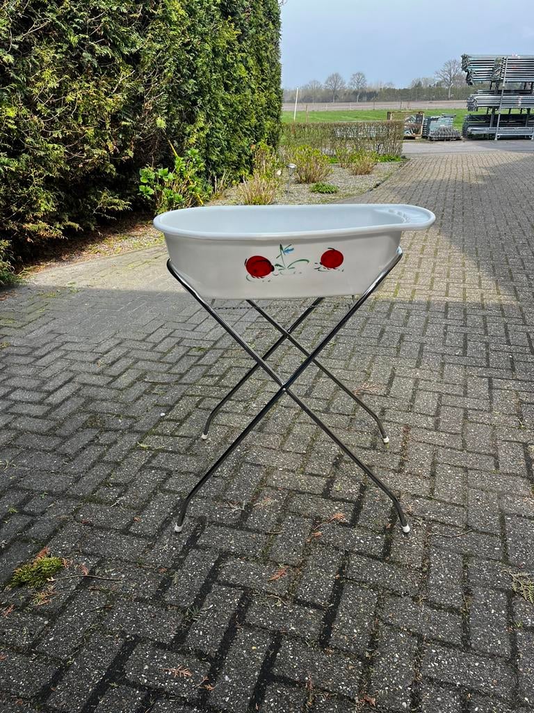 Vintage badje 52 jaar oud nostalgisch, Kinderen en Baby's, Badjes en Verzorging, Gebruikt, Badje, Standaard, Ophalen