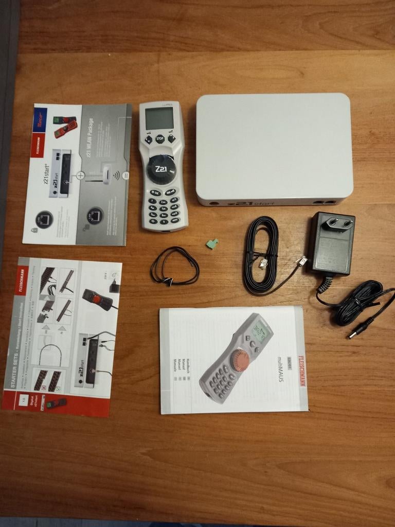 Te koop nieuwe z21 set fleischmann/ roco., Hobby en Vrije tijd, Modeltreinen | N-Spoor, Ophalen of Verzenden, Gelijkstroom, Rails