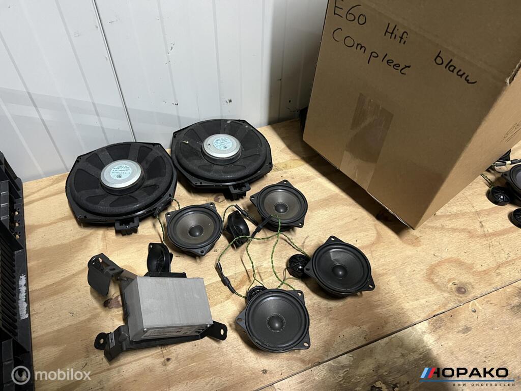 BMW E60 E61 HIFI audio systeem versterker subwoofer speaker, Auto diversen, Autospeakers, Gebruikt, Ophalen of Verzenden