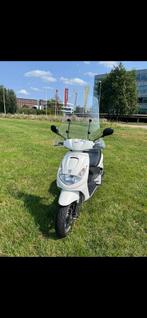 Peugeot vivacity 100cc, Ophalen of Verzenden, Zo goed als nieuw, Benzine, Overige modellen