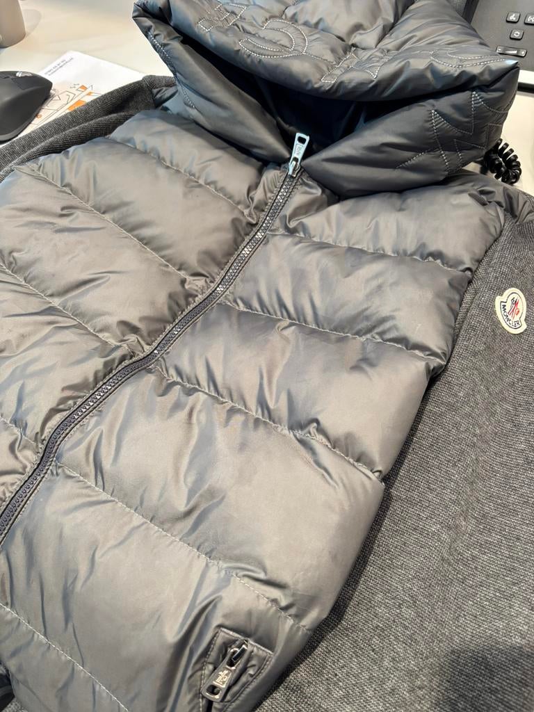 Moncler Cardigan S’26 zomerjas, Ophalen of Verzenden, Zo goed als nieuw, Maat 56/58 (XL), Zwart