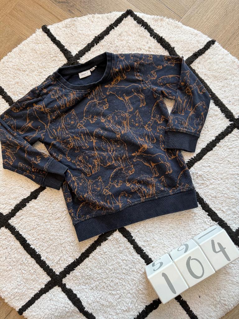 Heel goed blauw bruin Name It sweater trui beer print 104, Kinderen en Baby's, Kinderkleding | Maat 104, Jongen of Meisje, Trui of Vest