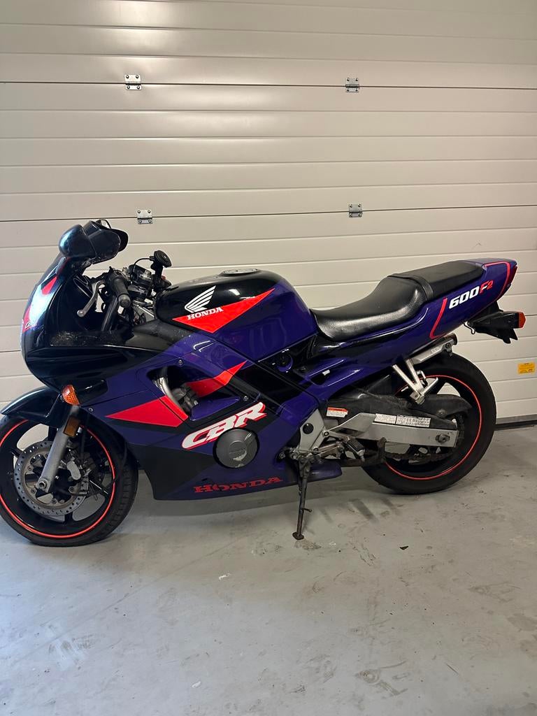 Honda cbr600f, Bedrijf, Toermotor