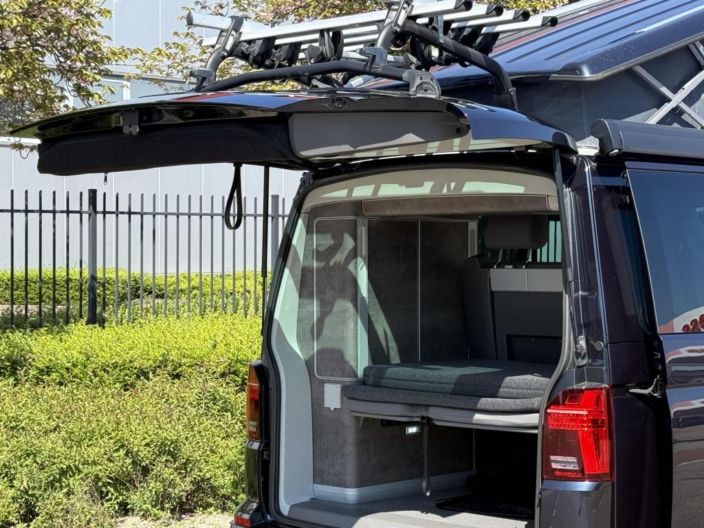 Volkswagen T6.1 California Ocean Bulli 2021 150PK 87.000KM, Automaat, Volkswagen, Bedrijf, Overige merken