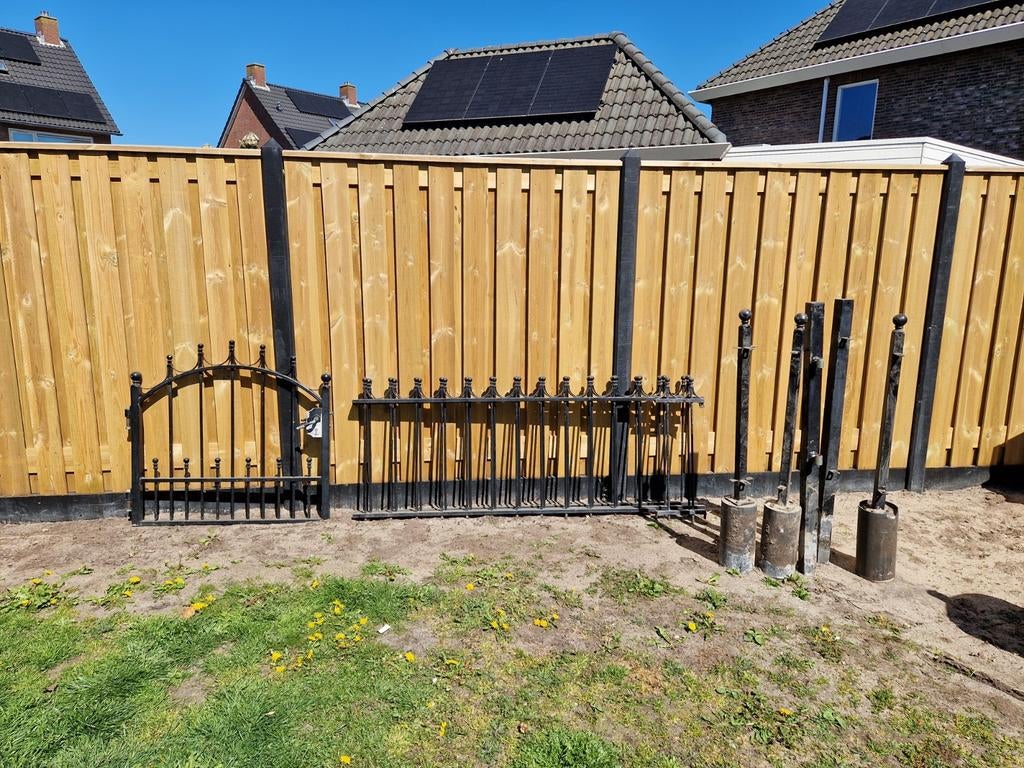 Zwart stalen hekwerk, 6 meter of meer, Ophalen of Verzenden, IJzer, 1 tot 2 meter