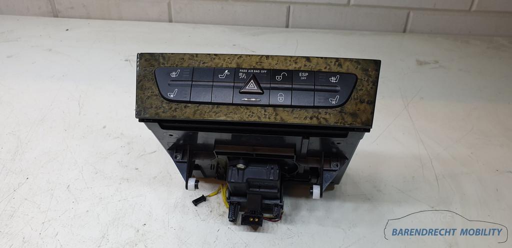 CD wisselaar W211 E Klasse Mercedes CLS W219 A2116800552 ori, Gebruikt, Mercedes-Benz AG, Mercedes-Benz, Ophalen of Verzenden