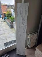 Nieuwe wit marmerlook overzet vensterbank 159,5 x 30 cm., Doe-het-zelf en Verbouw, Plinten en Afwerking, Ophalen, Overige materialen