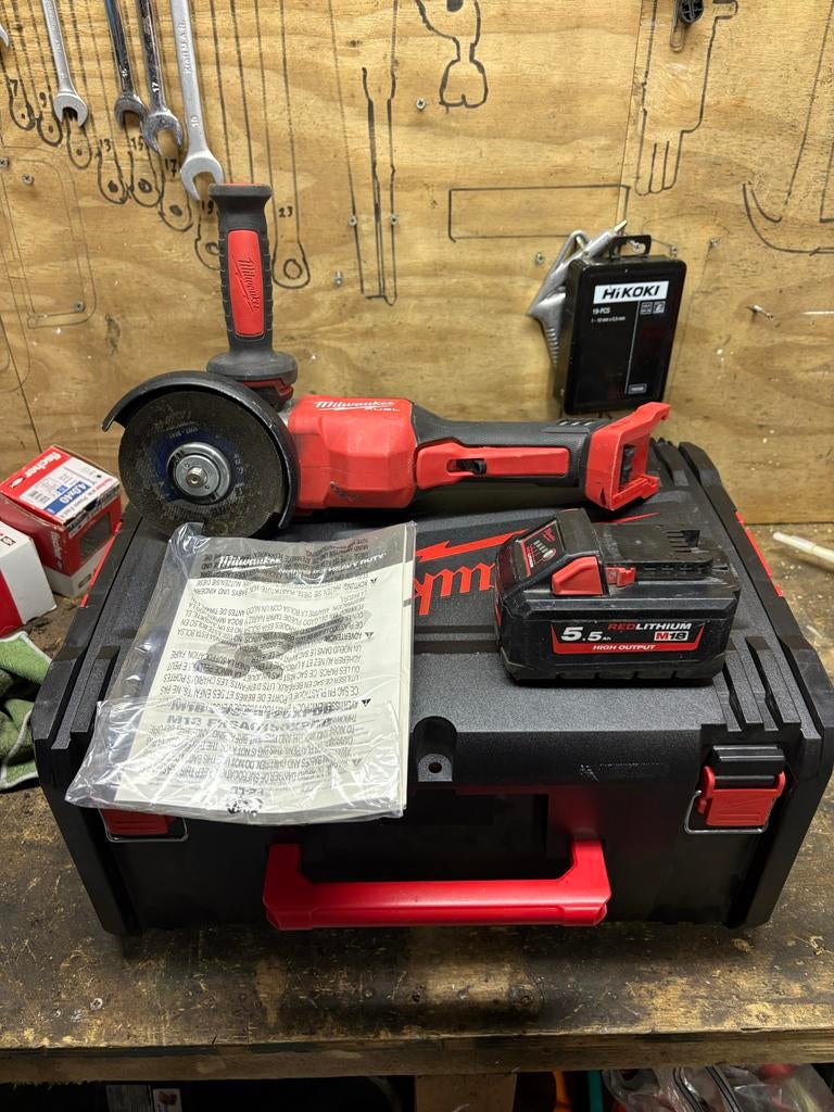 Milwaukee M18 FHSAG125XPDB haakse slijper zo goed als nieuw, Ophalen of Verzenden, Zo goed als nieuw