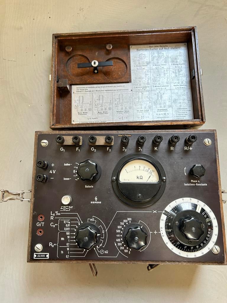 Vintage Siemens Isolatiemeter - Made in Germany, Doe-het-zelf en Verbouw, Ophalen of Verzenden