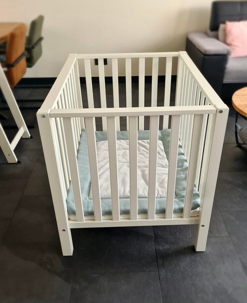 Box + toebehoren., Kinderen en Baby's, Boxen, Ophalen, Gebruikt, Vierkant, Boxkleed