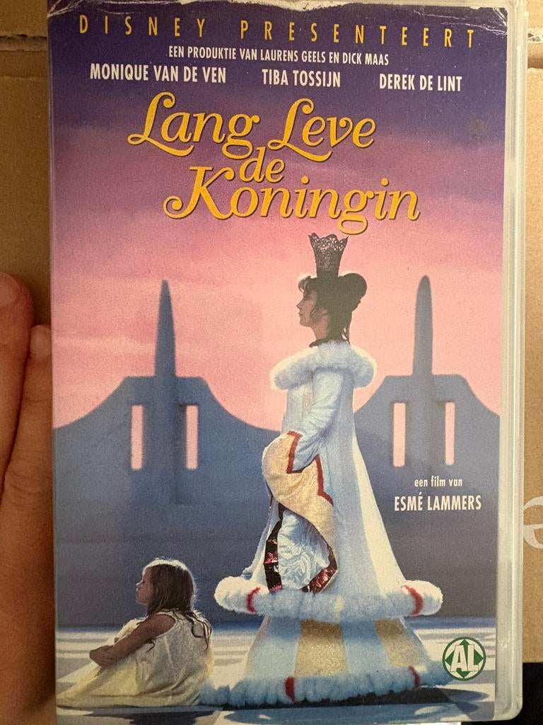 Videoband Lang leve de koningin, Vanaf 6 jaar, Ophalen of Verzenden, Gebruikt, Overige soorten