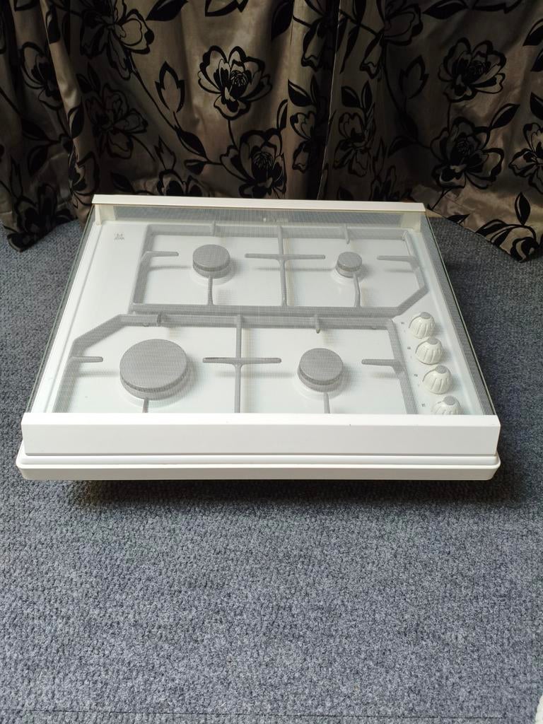 ETNA 4 pits gaskookplaat met glazen deksel en gasslang, Ophalen, Gebruikt, Minder dan 85 cm, 4 kookzones