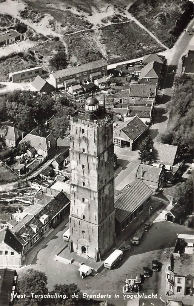 West-Terschelling, de Brandaris in vogelvlucht, Verzamelen, Ophalen of Verzenden, 1960 tot 1980, Gelopen, Waddeneilanden
