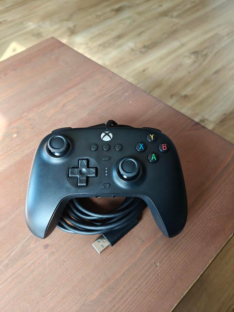 8BitDo Ultimate Wired Controller voor Xbox/PC, Spelcomputers en Games, Spelcomputers | Xbox | Accessoires, Ophalen of Verzenden