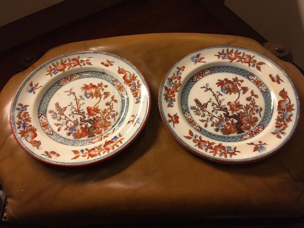 Twee bordjes Petrus Regout decor Cedra, Ophalen of Verzenden