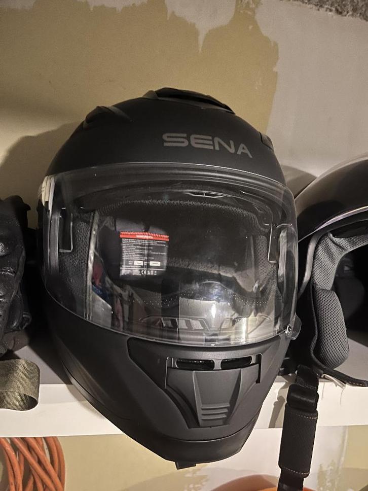 Sena Stryker motorhelm – maat L – Carbon Black – nette staat, Motoren, Kleding | Motorhelmen, Dames, Heren, Integraalhelm, L, Overige merken