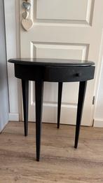 Bijzettafel met laatje - Opknapper, Huis en Inrichting, Tafels | Bijzettafels, Ophalen, Minder dan 55 cm, Gebruikt, Overige vormen