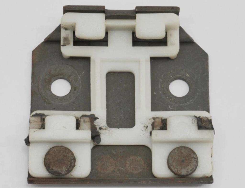 Volkswagen Railbevestigingsclip   155 837 577 A, Ophalen of Verzenden, Gebruikt, Volkswagen