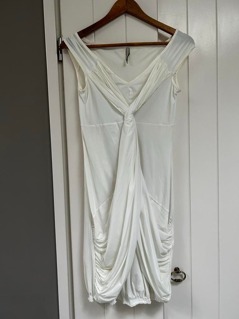 Wit jurkje van Indies maat t1/36/s, Maat 38/40 (M), Wit, Ophalen of Verzenden, Gedragen