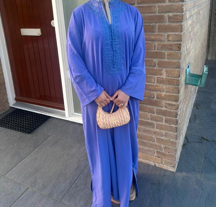 Paarse Marokkaanse Jurk, Kleding | Dames, Jurken, Zo goed als nieuw, Maat 38/40 (M), Paars, Onder de knie, Ophalen of Verzenden