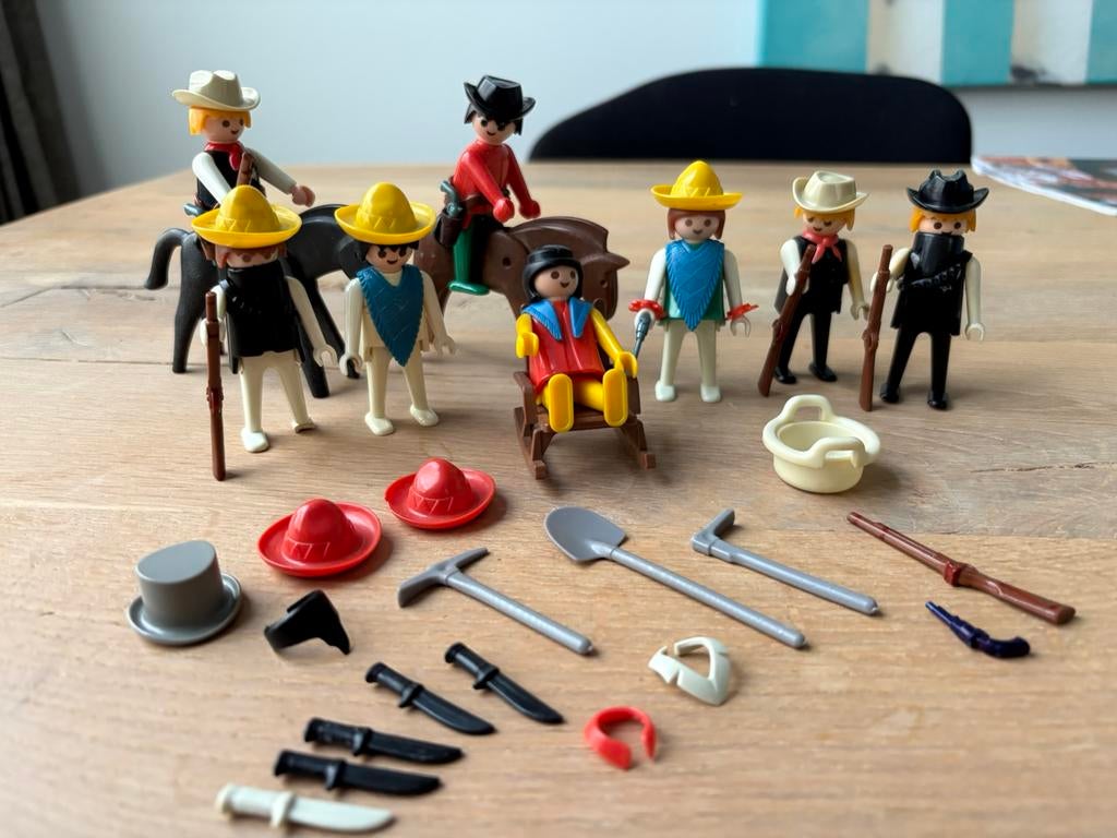 Vintage Playmobil lotje cowboys en bandieten, Kinderen en Baby's, Speelgoed | Playmobil, Ophalen of Verzenden, Gebruikt, Los playmobil