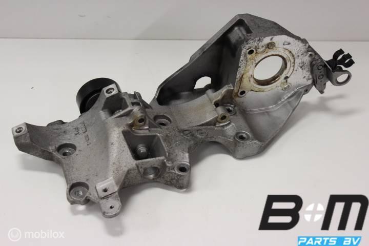 Steun voor dynamo en aircopomp Audi A1 03L903143K, Gebruikt