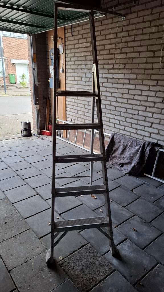 Altrex bouw trap., Doe-het-zelf en Verbouw, Ladders en Trappen, Ophalen, Gebruikt, Trap, Minder dan 2 meter