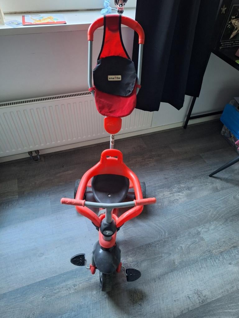Smart Trike driewieler met duwstang, Fietsen en Brommers, Ophalen of Verzenden, Gebruikt, Smart Trike, Verstelbare zitting