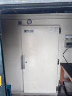 Professionele Koelcel 2x2x2 meter met stellingen, 200 liter of meer, 60 cm of meer, Zonder vriesvak, Gebruikt