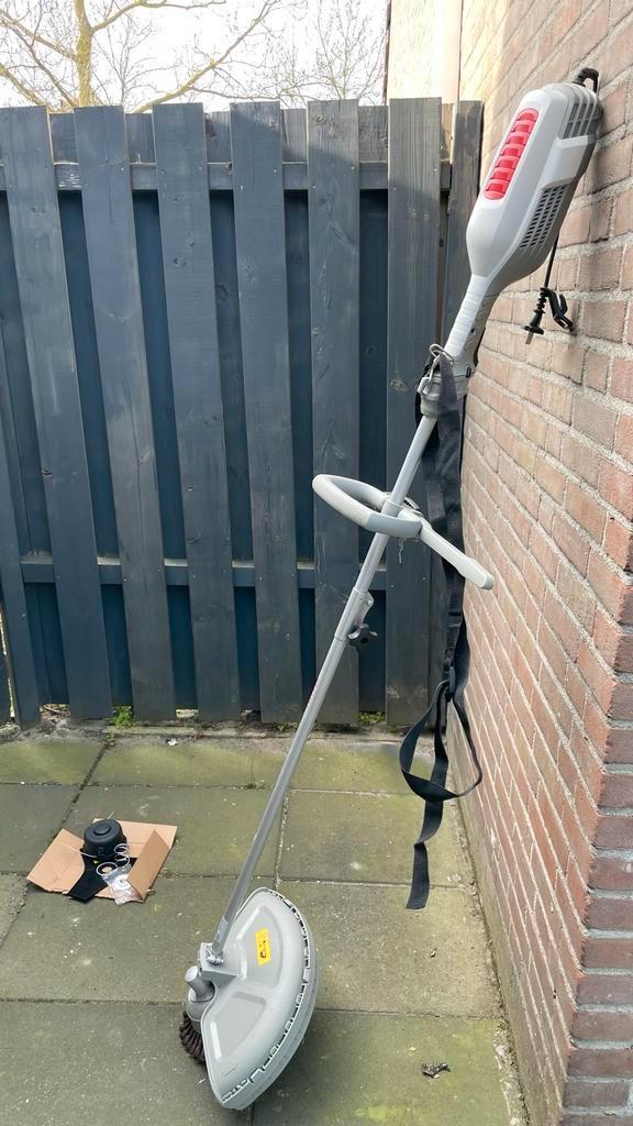 Ikra Elektrische Grastrimmer - Perfect voor uw gazon!, Tuin en Terras, Bosmaaiers, Gebruikt, Elektrisch, 10 tot 30 cm, Ophalen