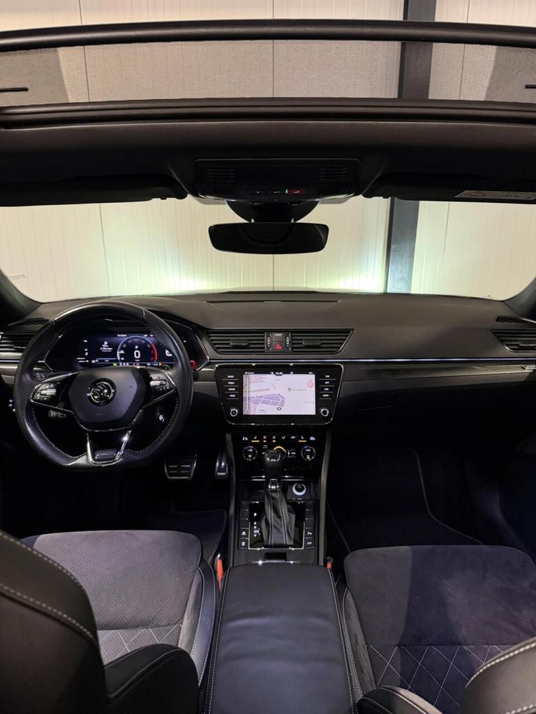 Skoda Superb 1.5 TSI Sportine Pano Virtual Trekhaak Memory, Auto's, Adaptive Cruise Control, Euro 6, 4 cilinders, 150 pk