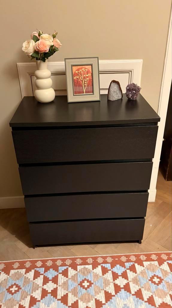 IKEA MALM Ladekast 4 lades - zwartbruin, Huis en Inrichting, Kasten | Ladekasten, Gebruikt, Minder dan 100 cm, 50 tot 100 cm, 25 tot 50 cm