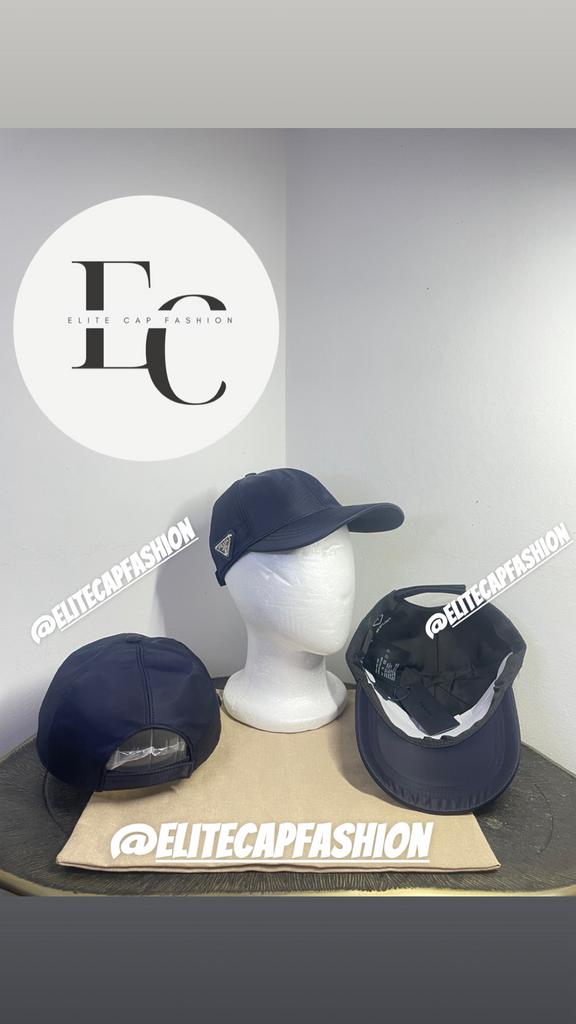 Prada pet navy blue, Ophalen of Verzenden, Nieuw, 57 cm (M, 7⅛ inch) of minder, Pet